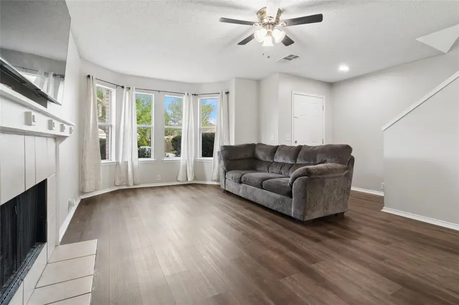 1507 Wavecrest Drive, Glenn Heights, TX 75154 - #2