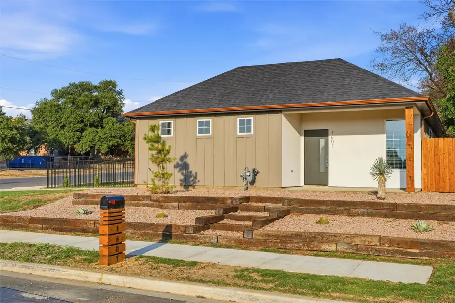 1601 Birdell Street, Fort Worth, TX 76105 - #2
