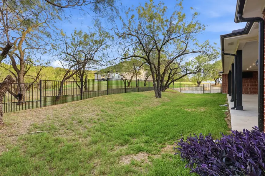 2541 Town View Drive, Cedar Hill, TX 75104 - #2
