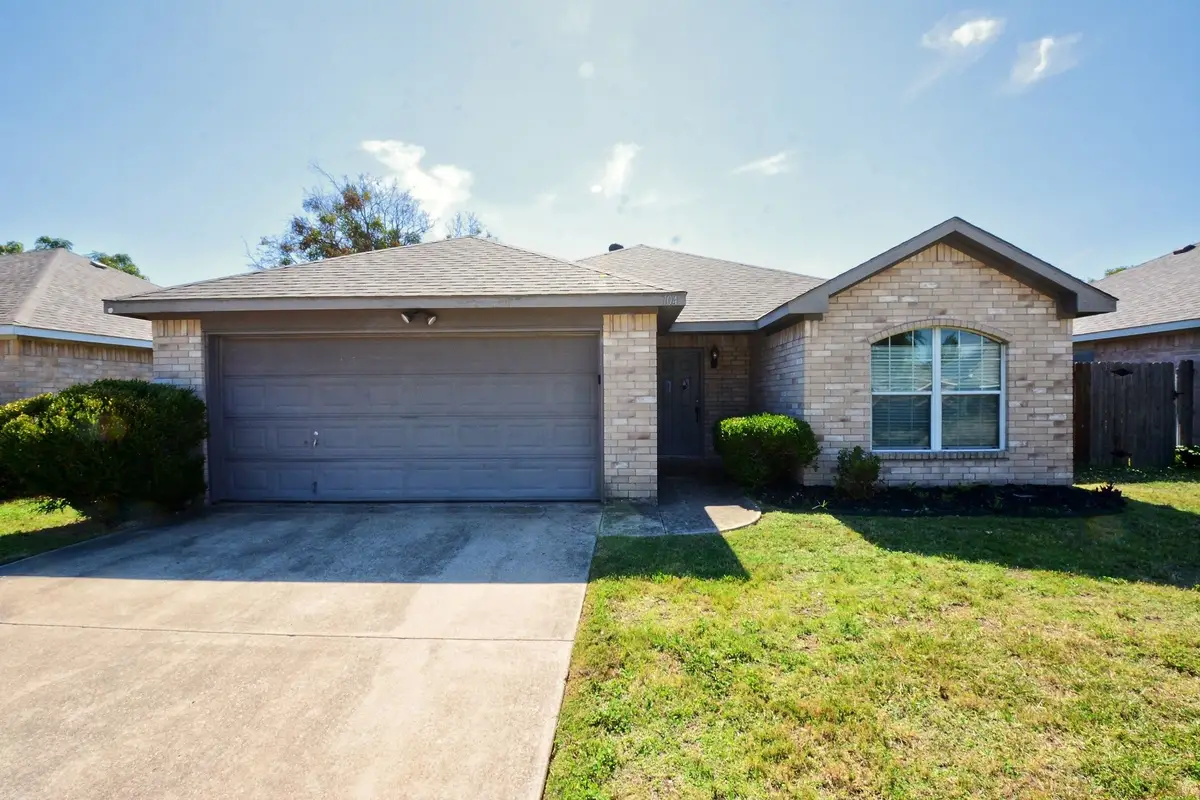 104 Camden Court, Irving, TX 75061 - #1