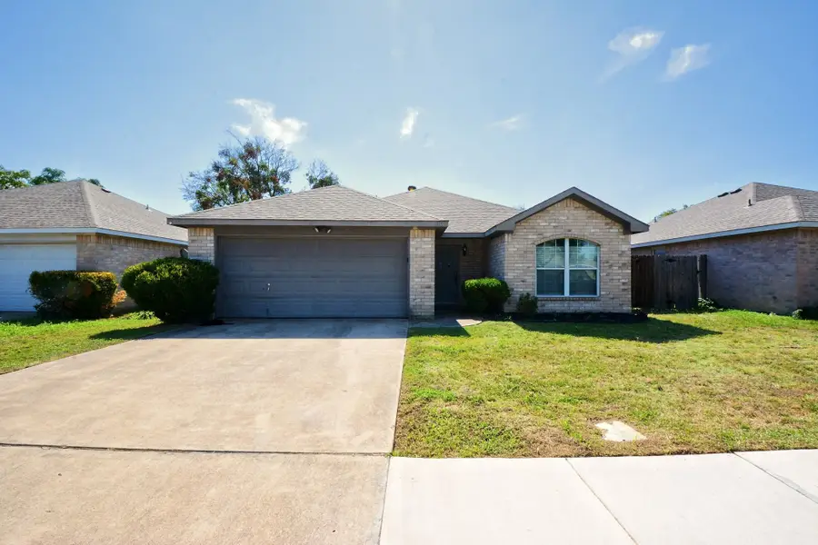 104 Camden Court, Irving, TX 75061 - #2