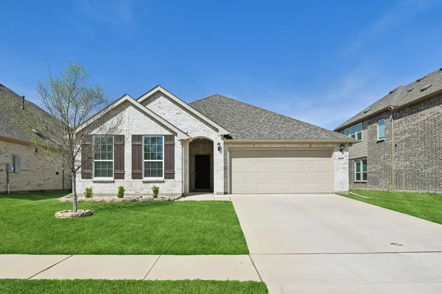 1521 Quentin Drive, Aubrey, TX 76227 - #2