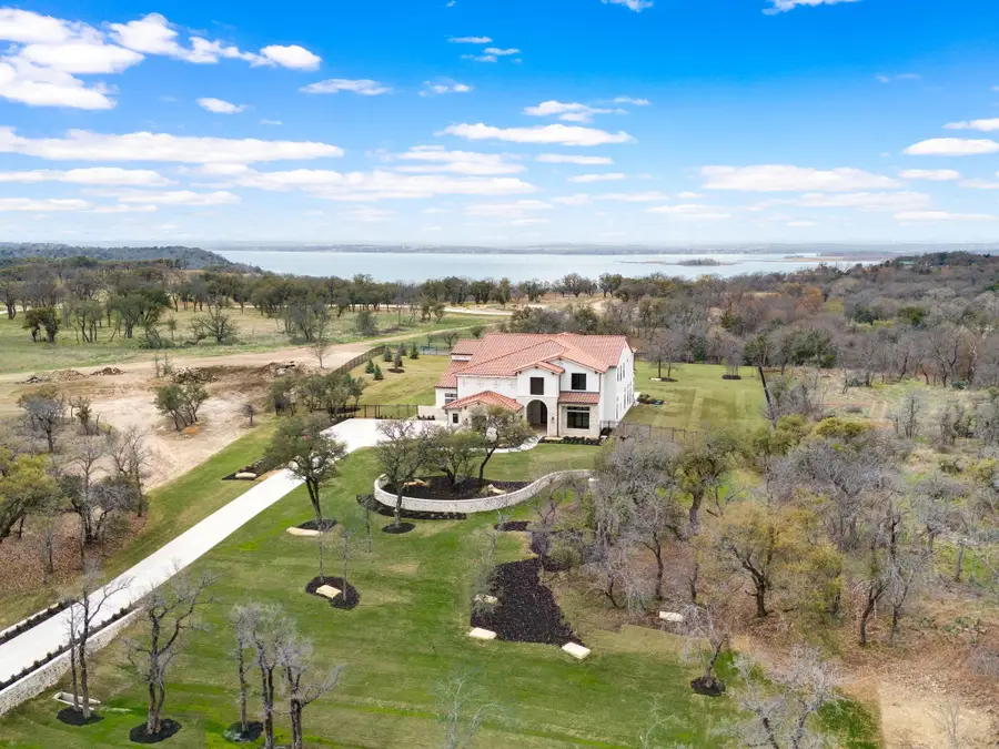10621 Arrowhead Point Drive, Fort Worth, TX 76179 - #2
