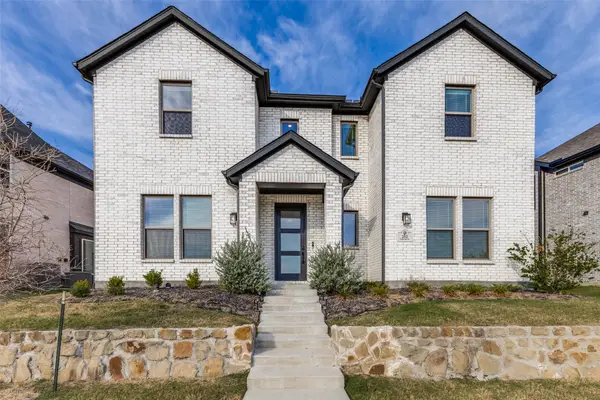 252 Golden Run Drive, Fate, TX 75189