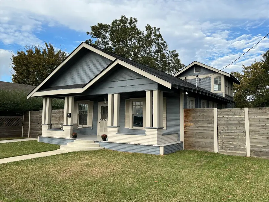 511 N Beaton Street, Corsicana, TX 75110 - #2