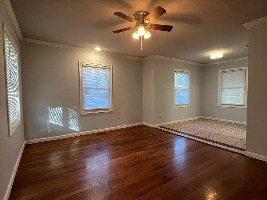 4816 Sherwood Drive, River Oaks, TX 76114 - #3