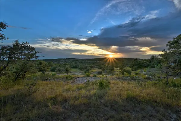 8075 Mount Sharp Road, Wimberley, TX 78676
