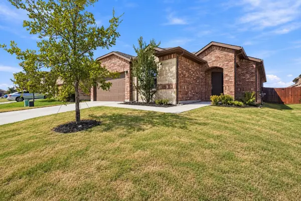 2228 Dyre Drive, Haslet, TX 76052