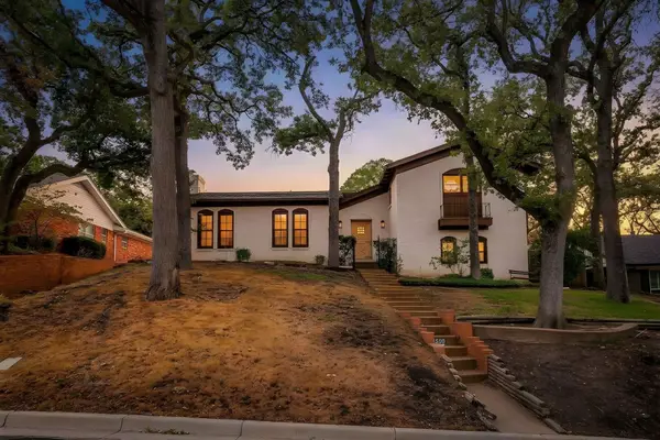 1500 Cienegas Circle, Fort Worth, TX 76112