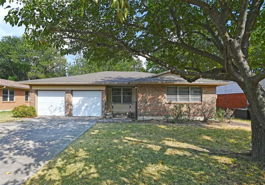 3208 Avon Drive, Denton, TX 76209 - #2