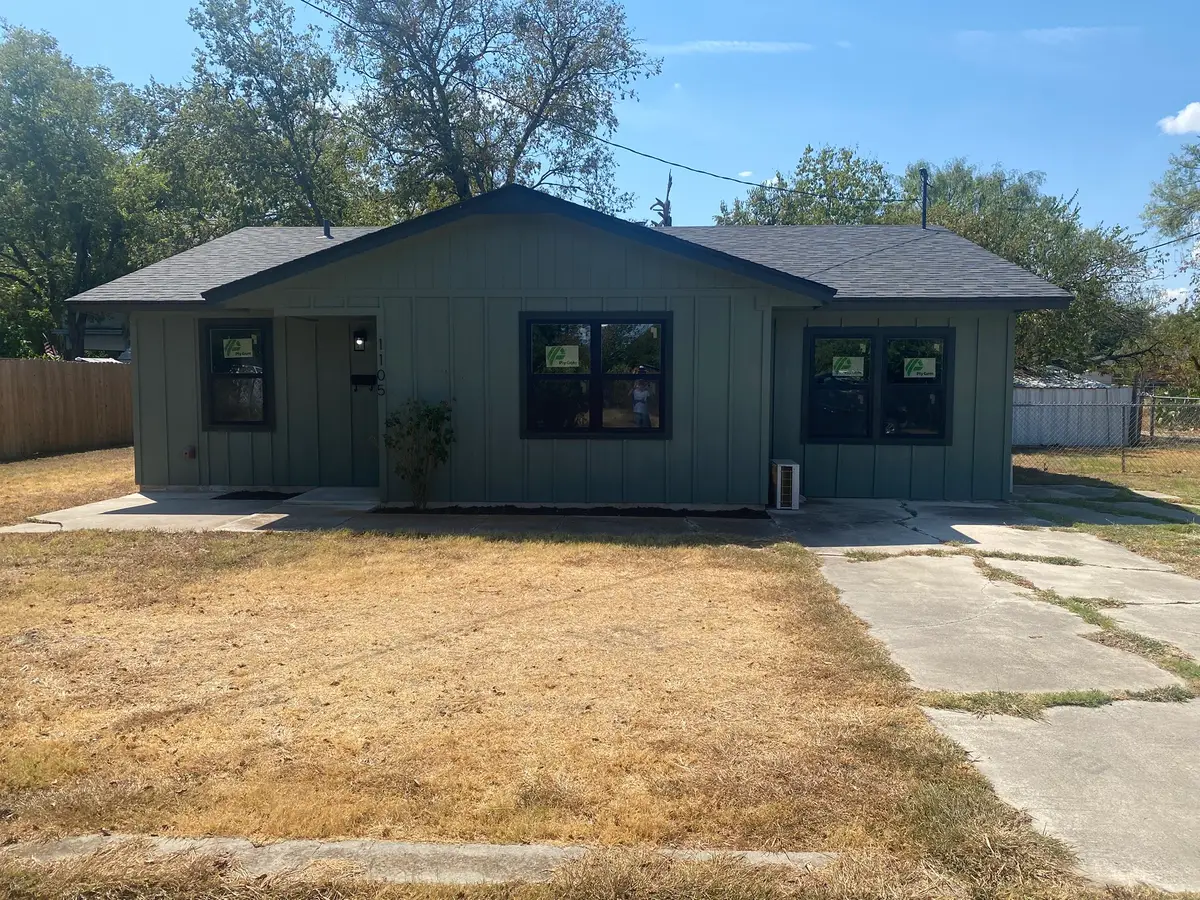 1105 9th Street, Brownwood, TX 76801 - #1