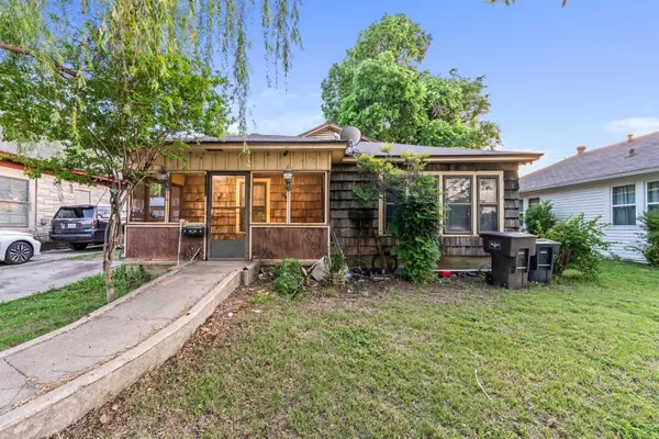 2617 Loraine Street, Fort Worth, TX 76106