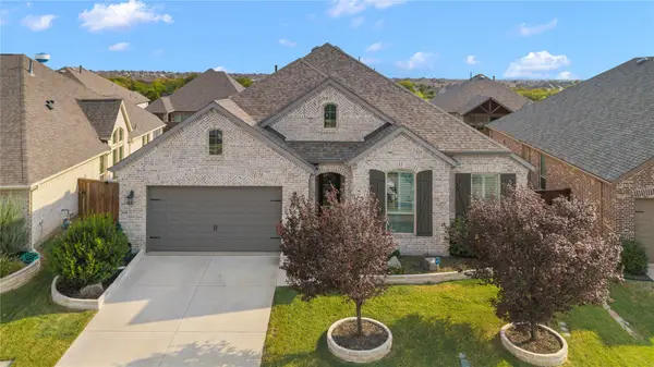 1124 Walker Way, Aubrey, TX 76227
