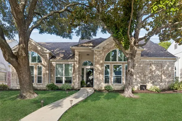 5709 Highgate Lane, Rowlett, TX 75088
