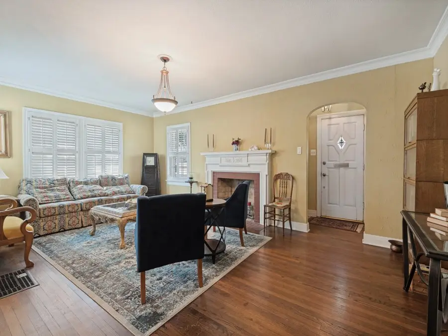 5716 Winton Street, Dallas, TX 75206 - #2