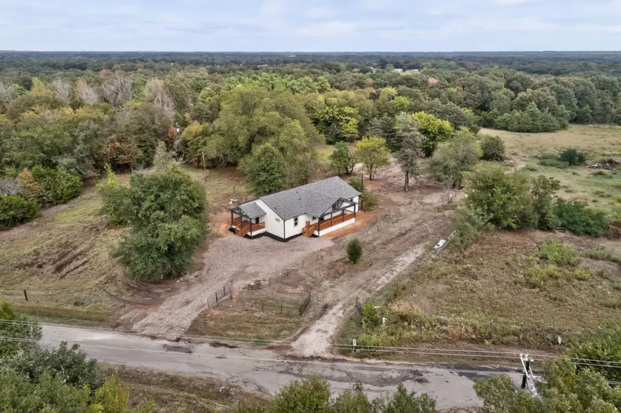 573 County Road 1116, Seymore, TX 75433 - #3