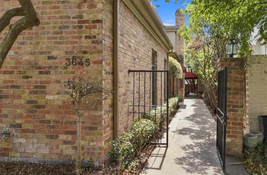 3645 Mcfarlin Boulevard, University Park, TX 75205 - #3
