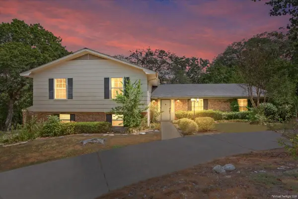 435 Elmwood Road, Woodway, TX 76712