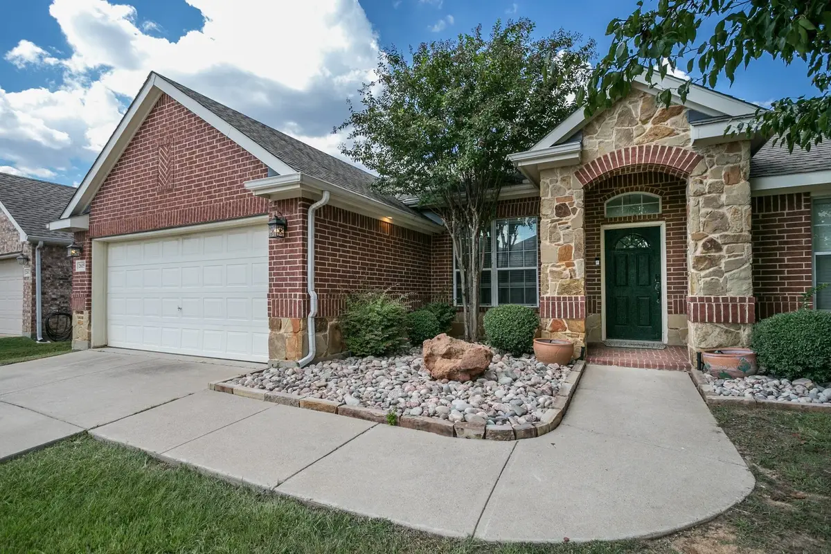 2615 Fox Creek Trail, Arlington, TX 76017 - #1