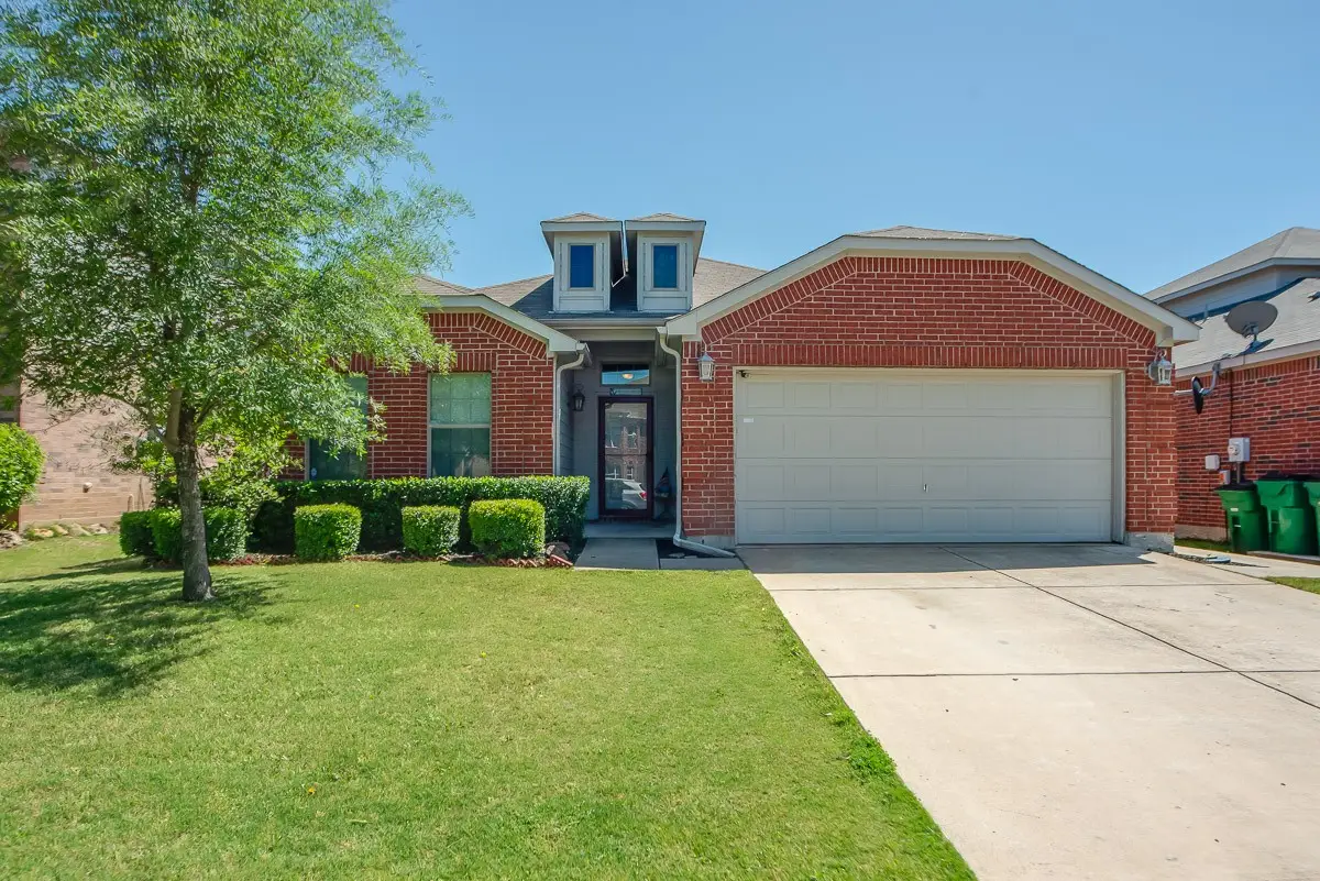 8812 Trailblazer Drive, Cross Roads, TX 76227 - #1