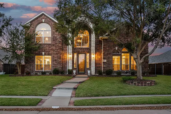 333 Green Acres Drive, Murphy, TX 75094