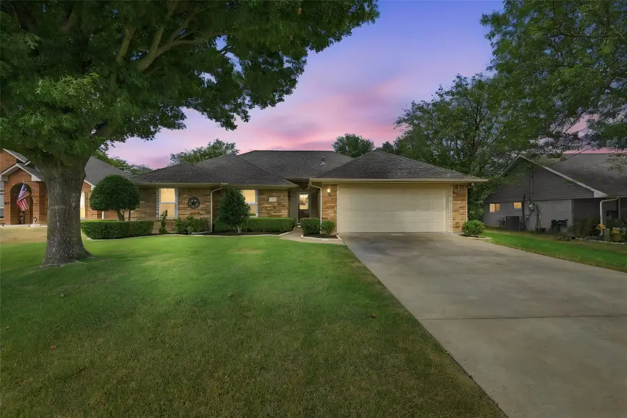 120 Country Drive, Waxahachie, TX 75165 - #2