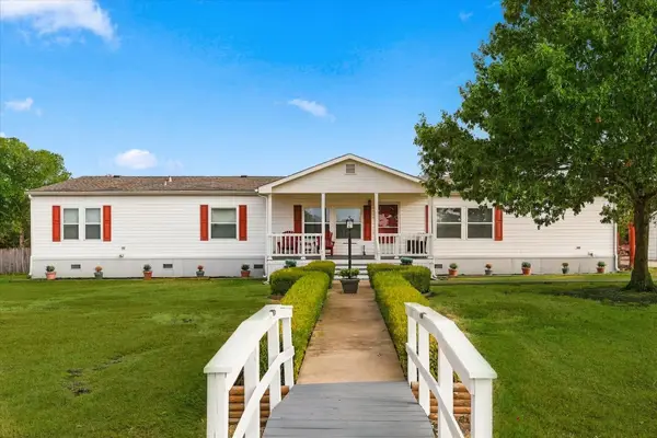 535 Stone Ridge Drive, Ponder, TX 76259