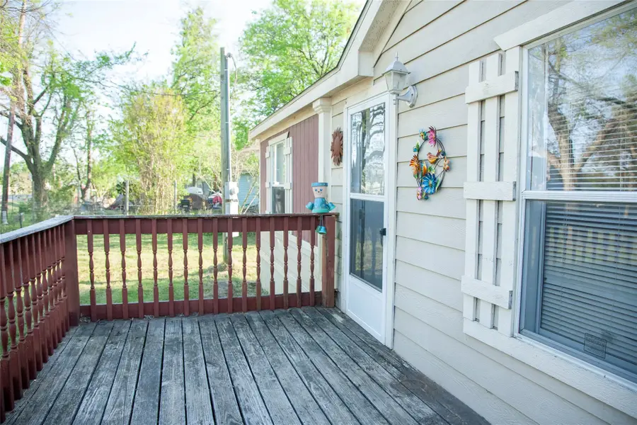 112 SE Front Street, Bailey, TX 75452 - #2