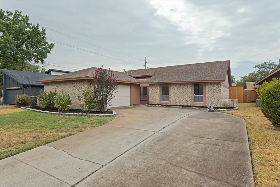 2205 Phoenix Drive, Garland, TX 75040 - #2