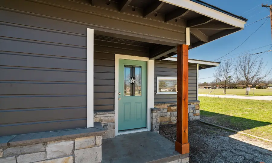 2001 6th Street, Brownwood, TX 76801 - #3