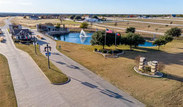 27021 Stonewood Drive, Whitney, TX 76692