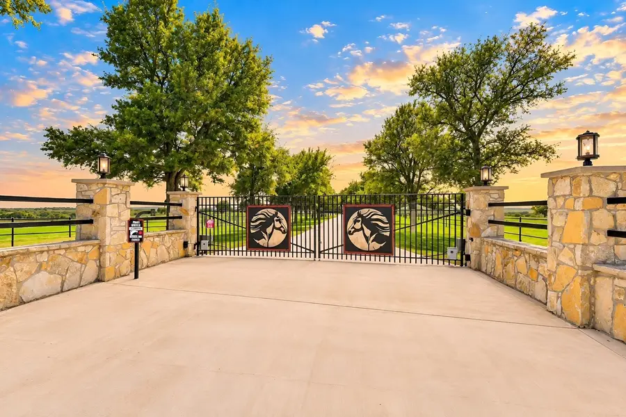 3601 W Fm 4, Cleburne, TX 76033 - #2