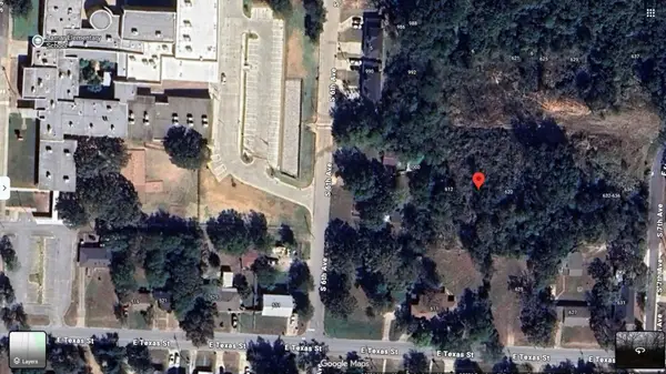 616 E Hull Street, Denison, TX 75021