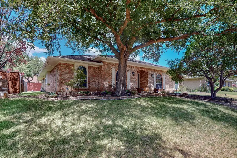 2251 Woodcreek Street, Carrollton, TX 75006 - #2