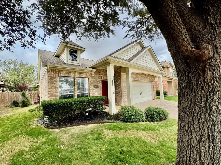 504 Winbridge Lane, Fort Worth, TX 76052 - #2