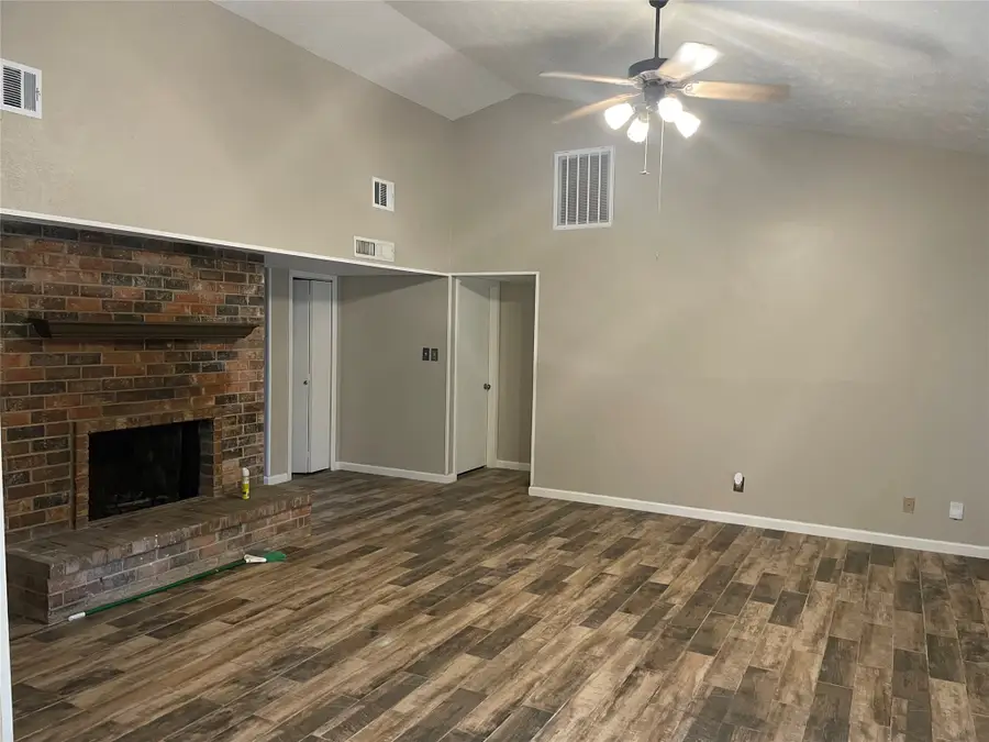3916 Longmeadow Way, Fort Worth, TX 76133 - #3