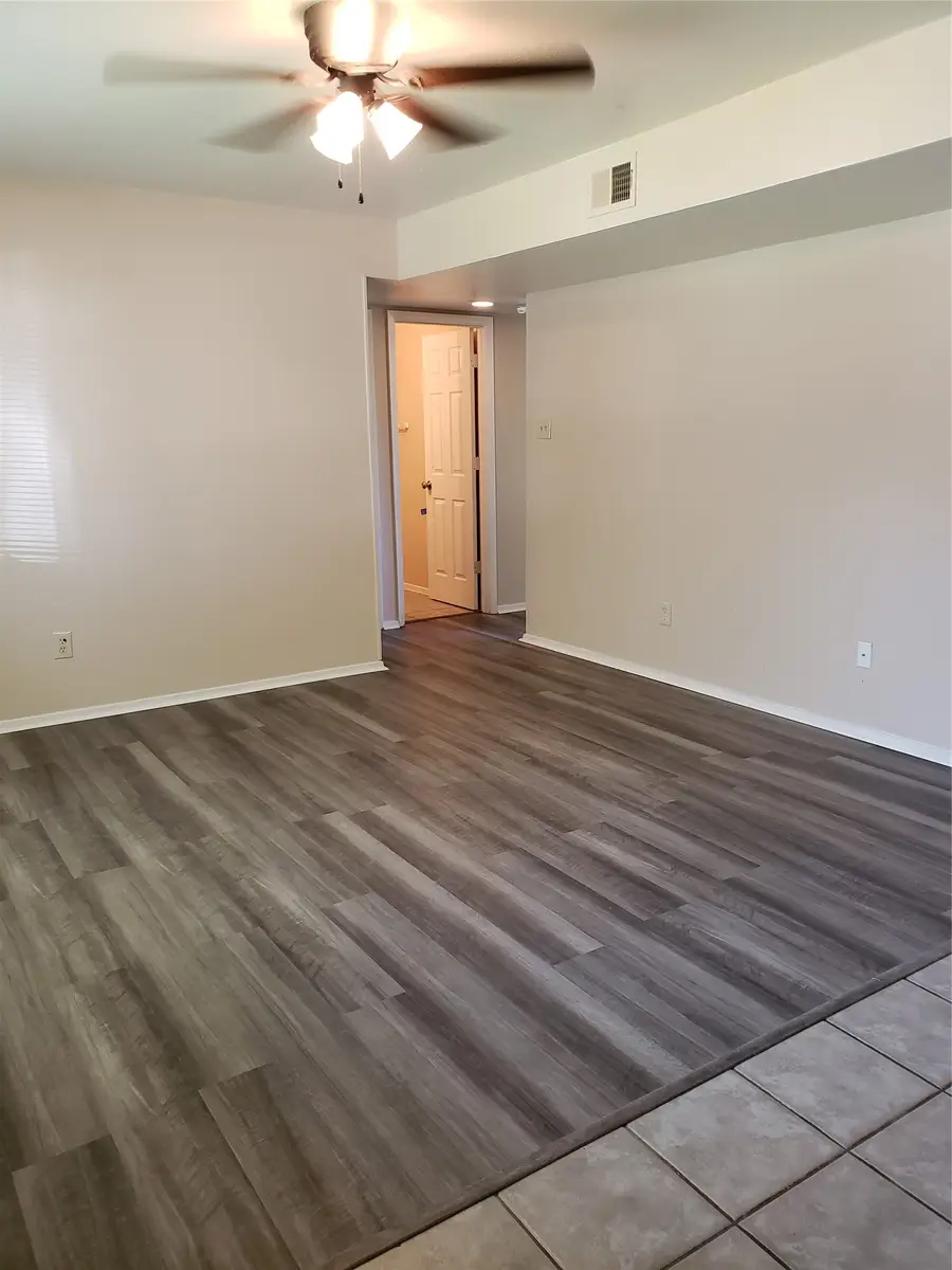 102 Avenue G, Lacy Lakeview, TX 76705 - #2