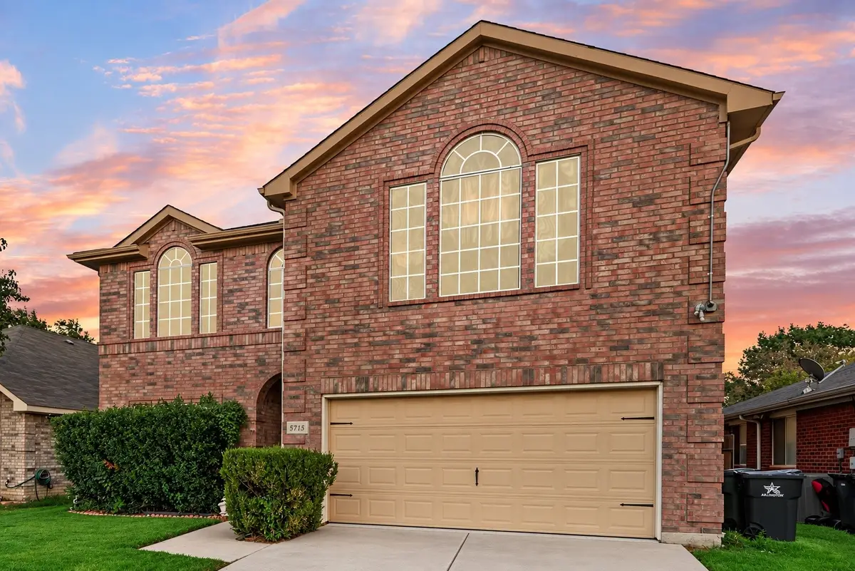 5715 Creekhollow Drive, Arlington, TX 76018 - #1