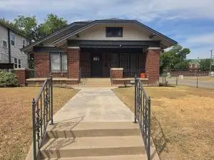 2900 S Jennings Avenue, Fort Worth, TX 76110