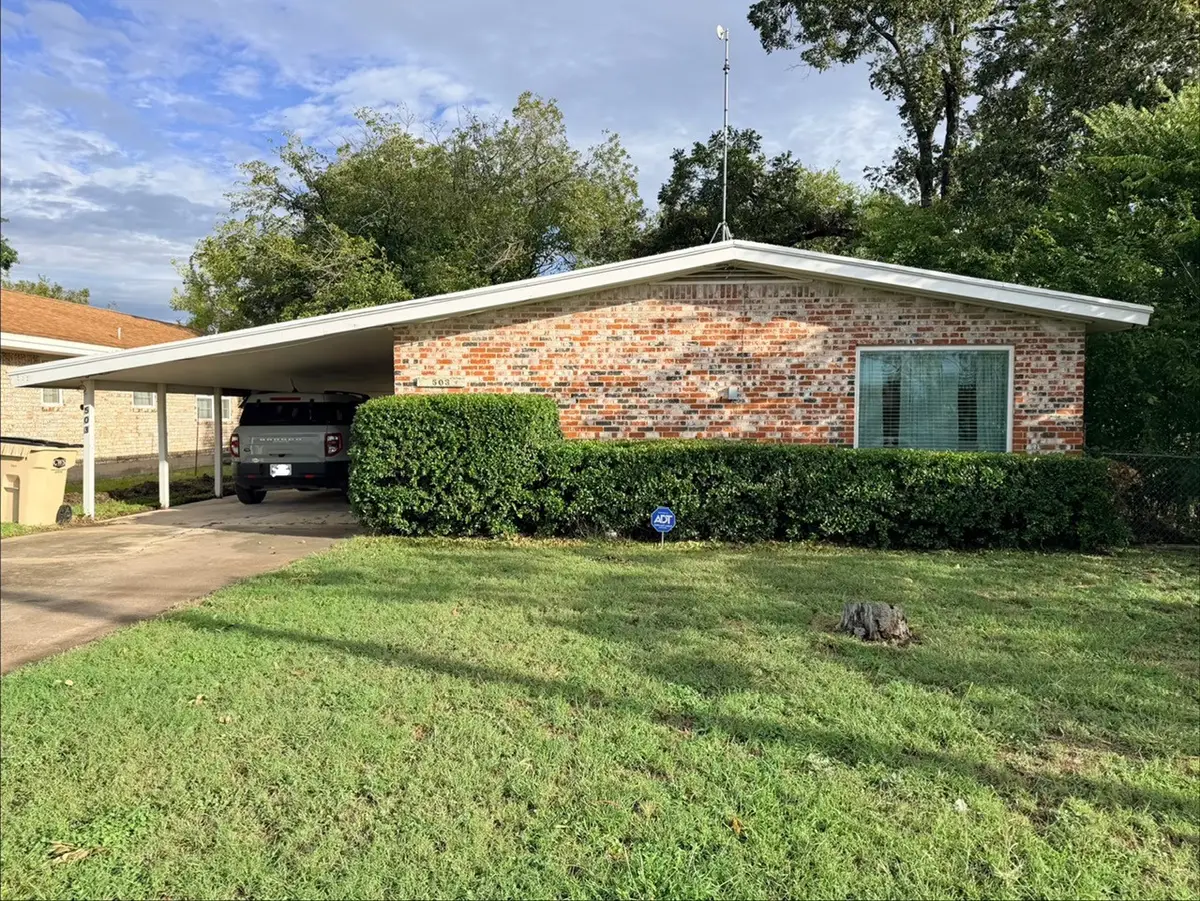 503 E Grand Avenue, Comanche, TX 76442 - #1