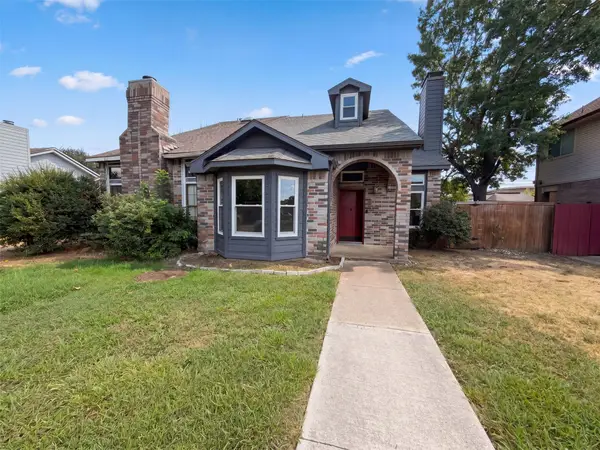 832 Brockden Drive, Mesquite, TX 75149