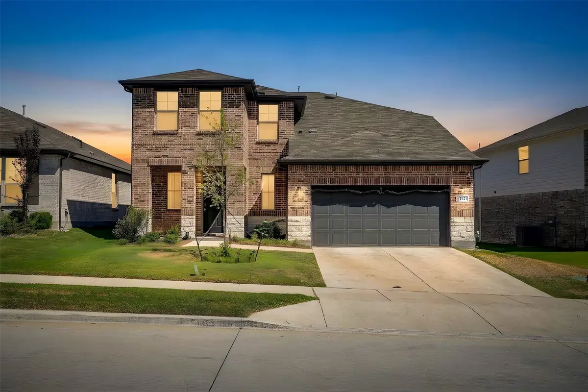 2921 Fox Trail Lane, Fort Worth, TX 76108 - #1