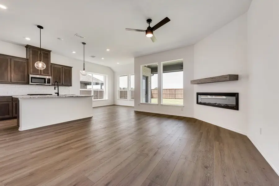 437 Carnero Drive, Granbury, TX 76048 - #3