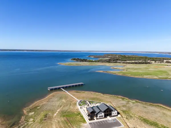 532 Lakeshore Terrace, Windom, TX 75492