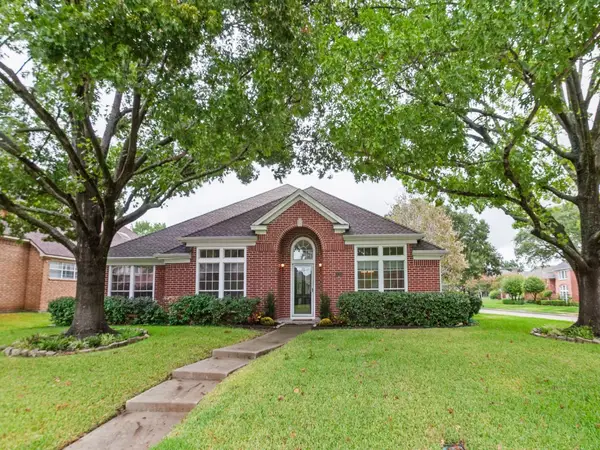 3202 Wareham Circle, Richardson, TX 75082