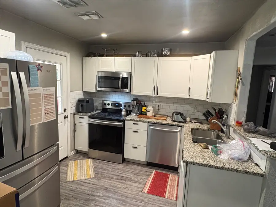 800 Lynda Drive, River Oaks, TX 76114 - #2