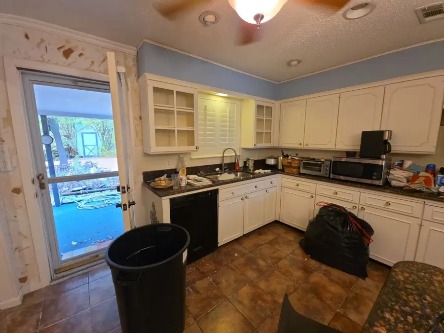 5516 Lubbock Avenue, Fort Worth, TX 76133 - #3