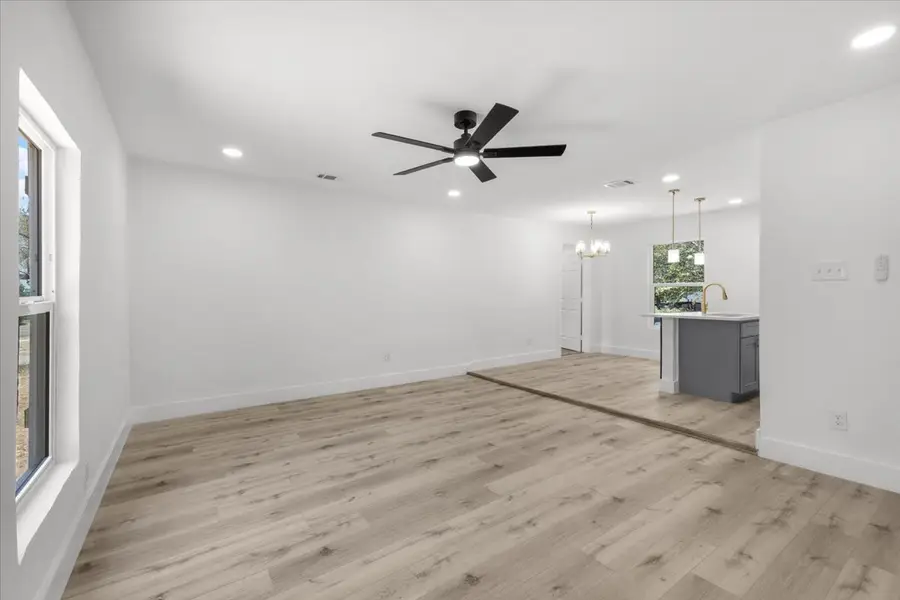 5101 Miller Avenue, Fort Worth, TX 76119 - #3