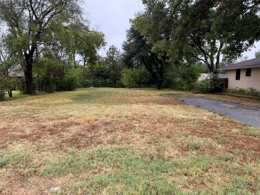 1405 N Graves Street, McKinney, TX 75069 - #2