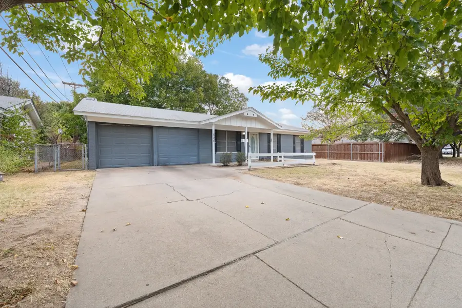 508 NW Newton Drive, Burleson, TX 76028 - #2